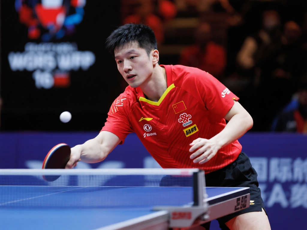 侧翼球员在 侧翼球员在